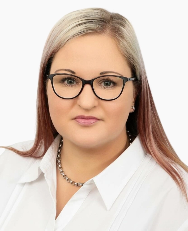 mariloo stroebel senior sales support hutz medical
